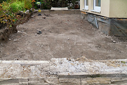 Einbau von Betonrecyclingschotter zur Herstellung einer stabilen Tragschicht