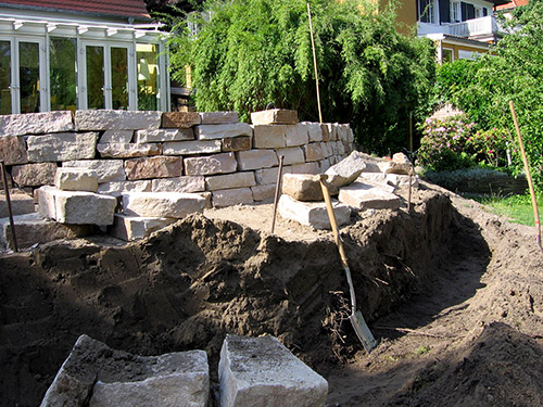 Errichtung Trockenmauer